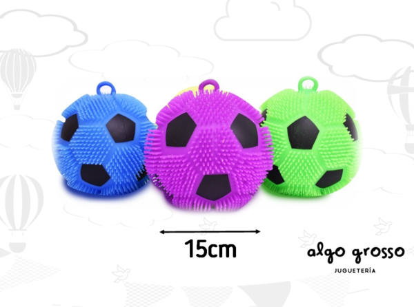 SHAKY FRIENDS APRETABLE PELOTA DE FUTBOL 15CM art.IK0145