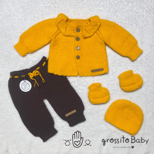 CONJUNTO TEJIDO ABRIGO, PANTALON, ESCARPINES Y GORRO art.BBGS1017