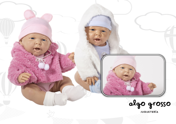 BEBE AMY/EMIL CON OSITO Y CAMPERA PIEL 49CM CASITA DE MUÑECAS art.131