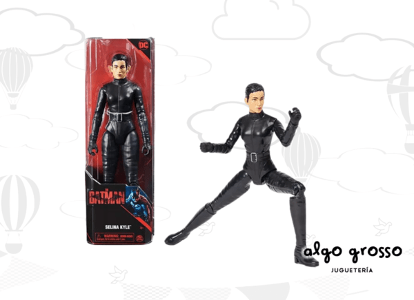 BATMAN SELINA KYLE FIGURA DE 30CM ARTICULADA art.6061624