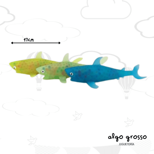 SHAKY FRIENDS APRETABLES/SQUISHY TIBURON 17CM art.IK0393